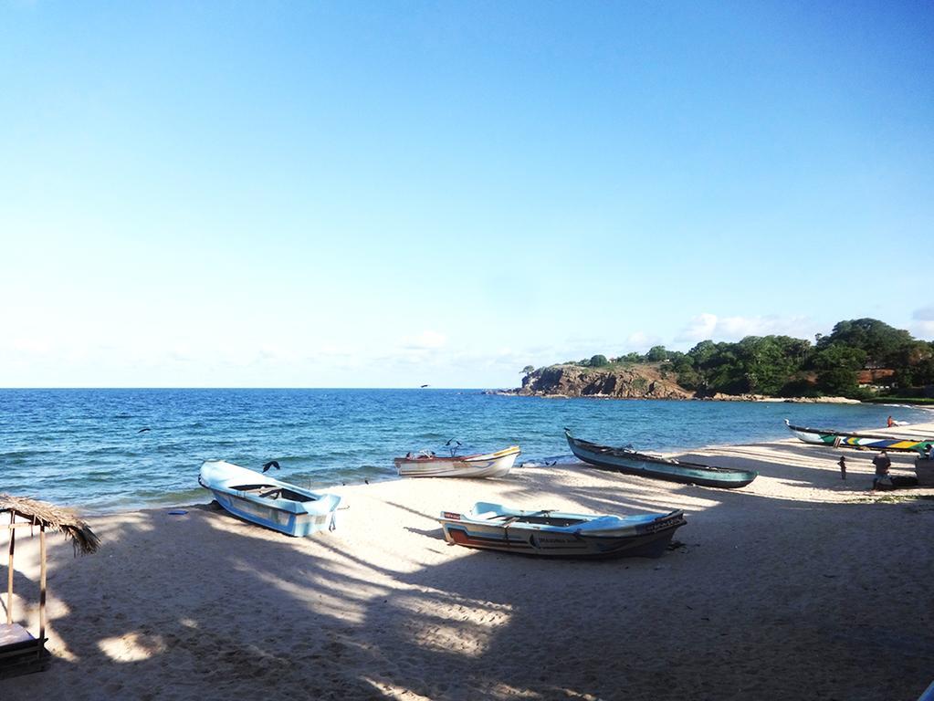 Dutch Bay Beach Cottages Trincomalee Exterior foto