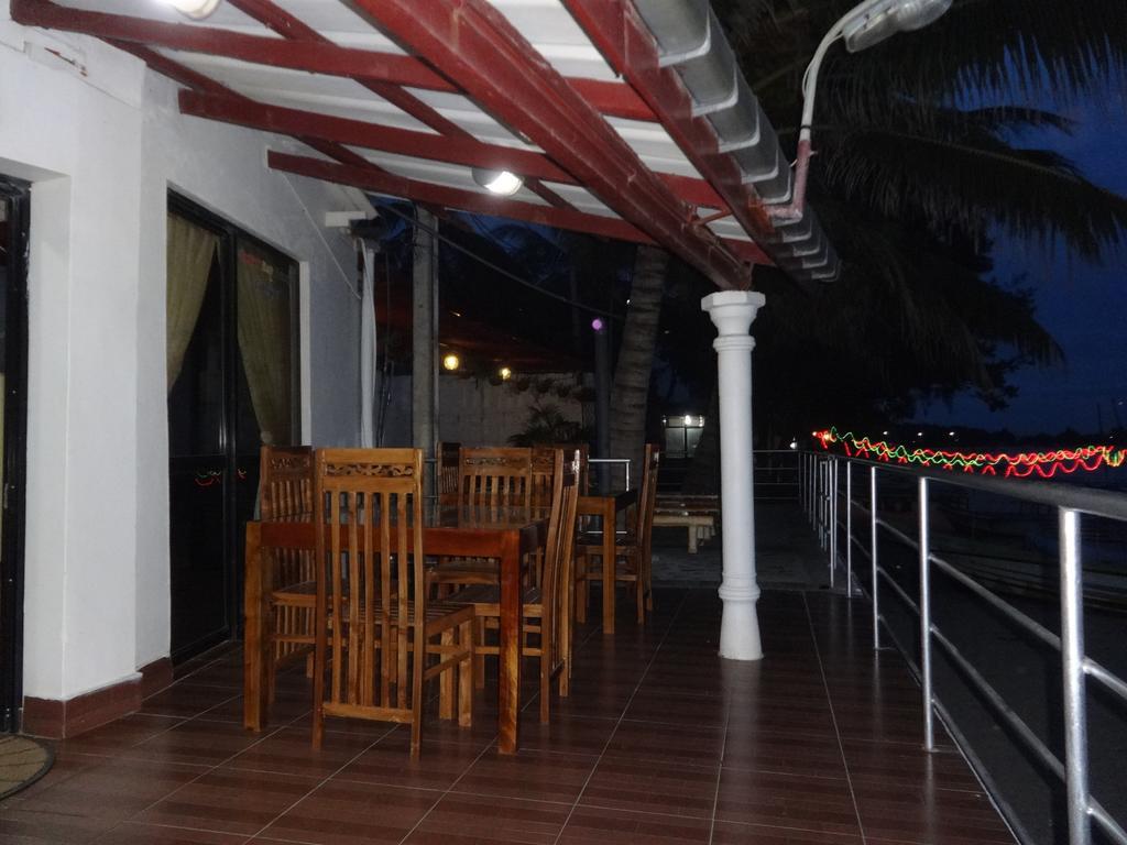 Dutch Bay Beach Cottages Trincomalee Exterior foto